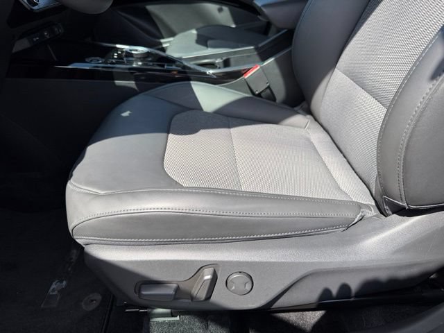Used 2023 Kia Niro EX FWD image 18
