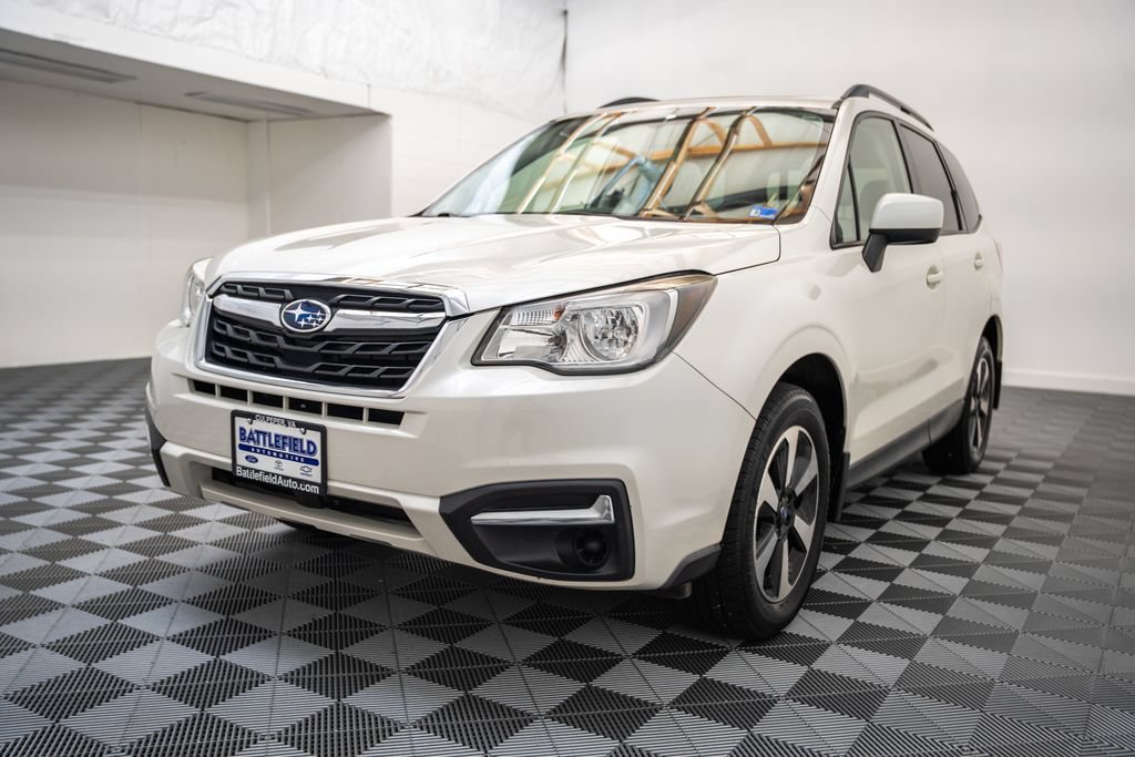 Used 2017 Subaru Forester 2.5i Premium w/ All-Weather Package AWD/4WD image 3