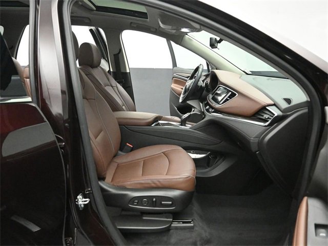 Used 2021 Buick Enclave Avenir w/ Avenir Technology Package image 32