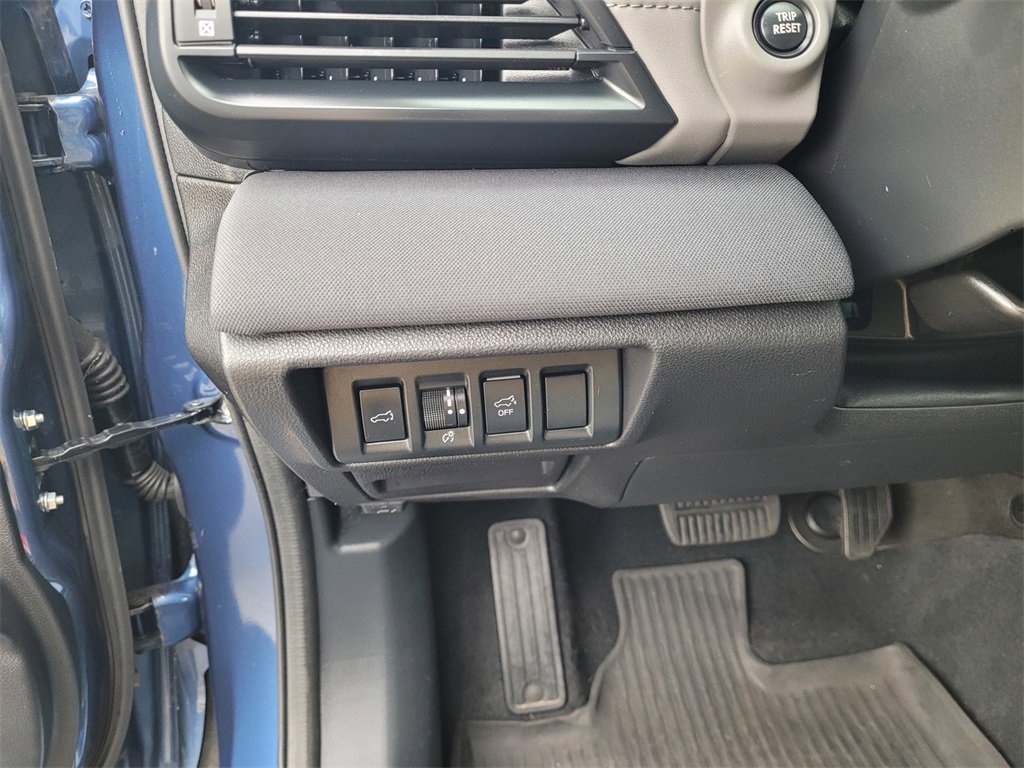 Used 2022 Subaru Outback Premium image 25