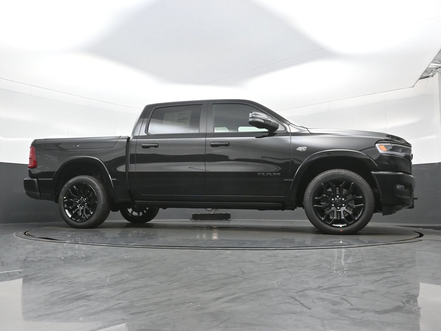 New 2027 RAM 1500 Limited AWD/4WD image 19