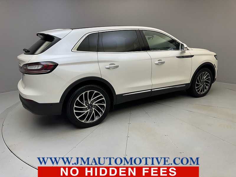 Used 2019 Lincoln Nautilus Reserve AWD/4WD image 5