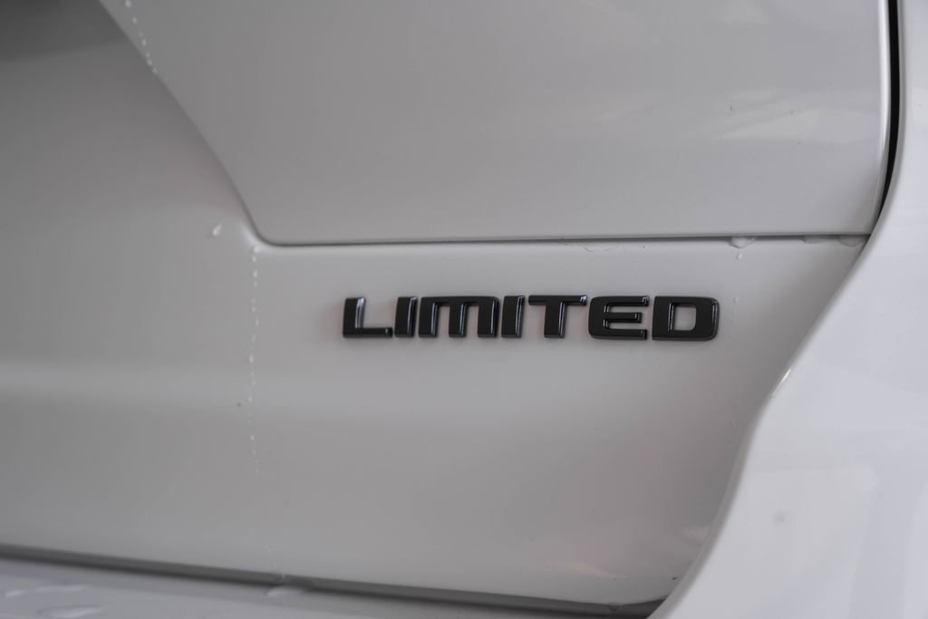 New 2025 Jeep Grand Cherokee L Limited w/ Luxury Tech Group II image 7