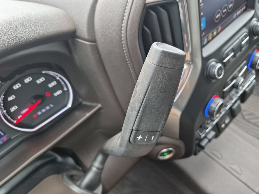Used 2020 Chevrolet Silverado 1500 LT w/ All-Star Edition AWD/4WD image 12