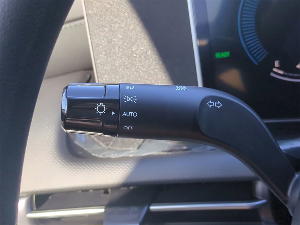 New 2026 Hyundai Tucson Blue SE image 26