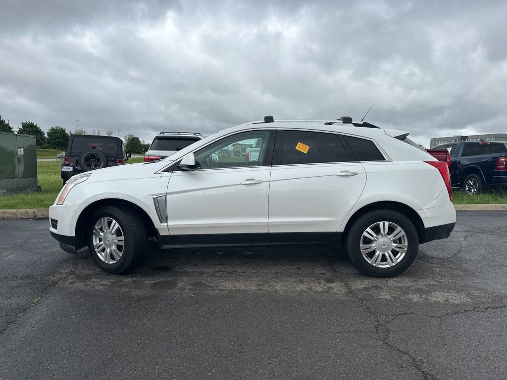 Used 2013 Cadillac SRX Luxury w/ Driver Awareness Package FWD image 7