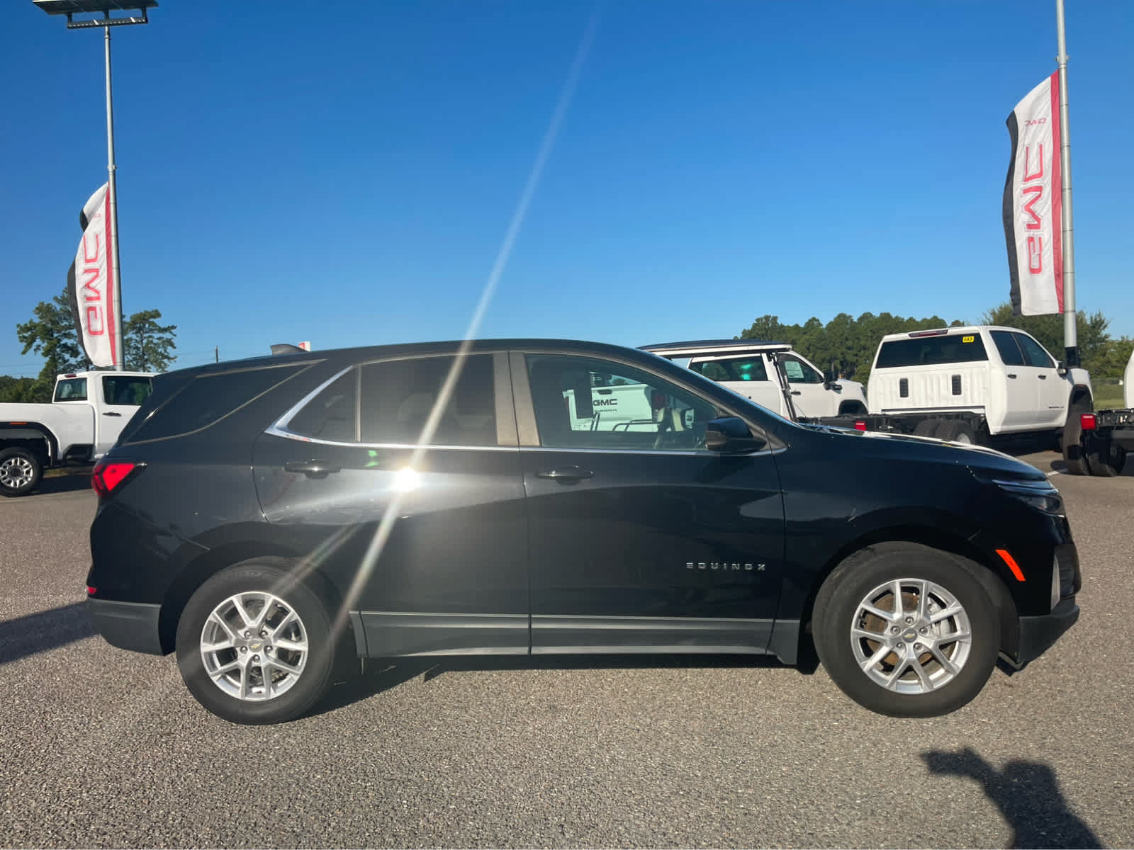 Used 2022 Chevrolet Equinox LT AWD/4WD image 4