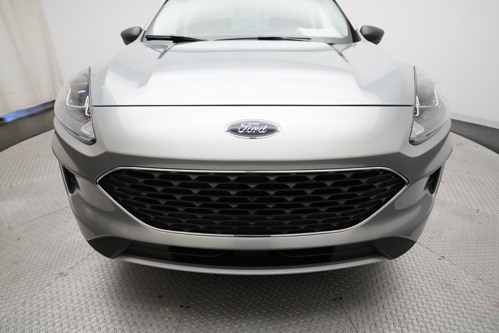 Used 2022 Ford Escape SE w/ Cold Weather Package image 21