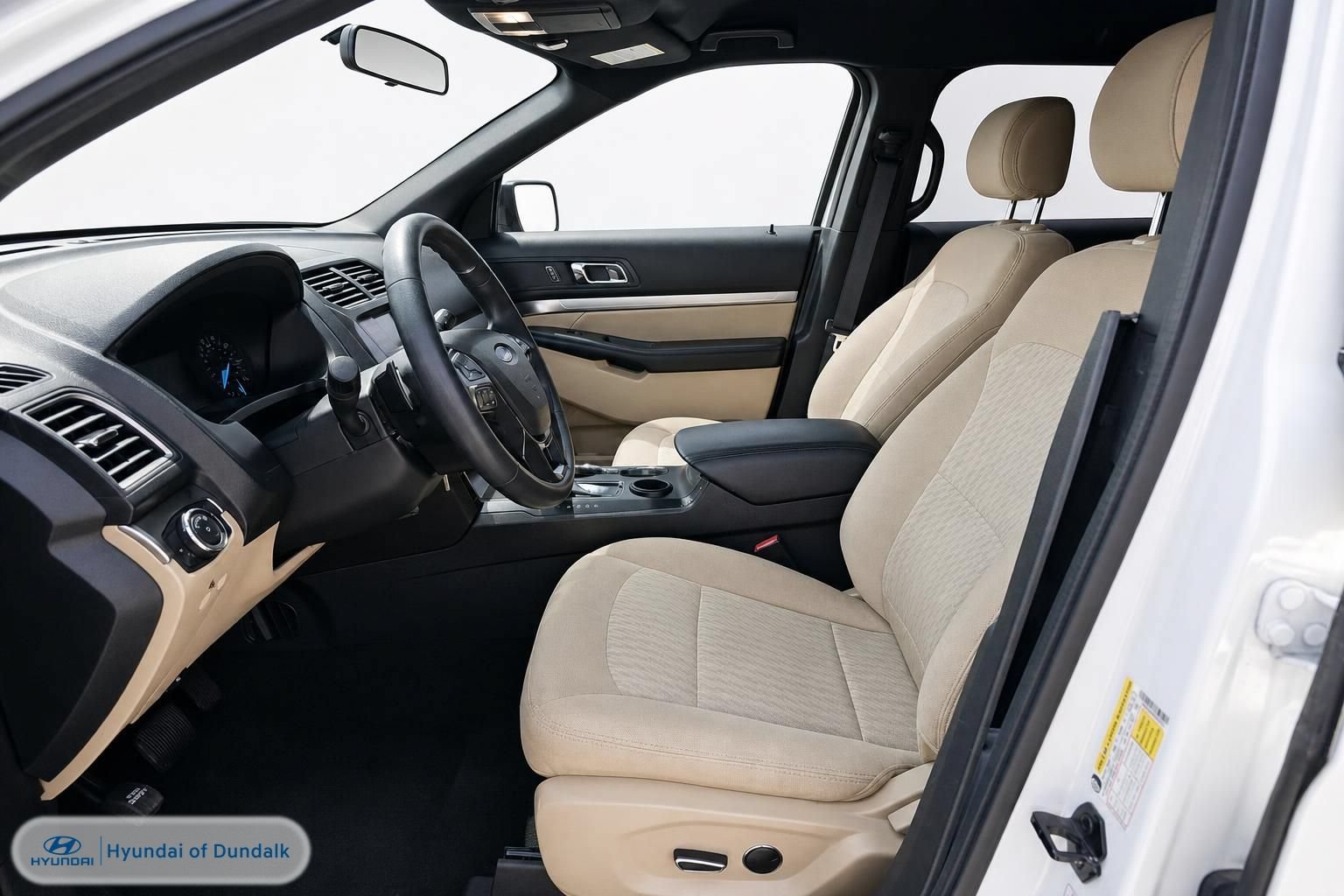 Used 2016 Ford Explorer FWD image 6