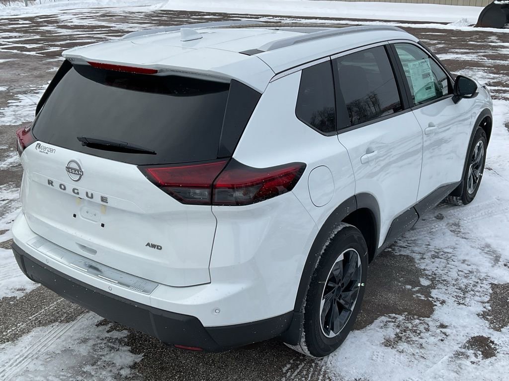 New 2026 Nissan Rogue SV w/ SV Premium Package AWD/4WD image 5