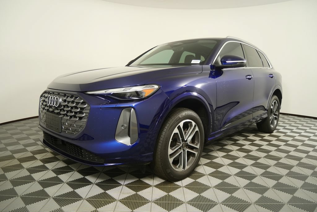 Used 2025 Audi Q5 Premium AWD/4WD image 7
