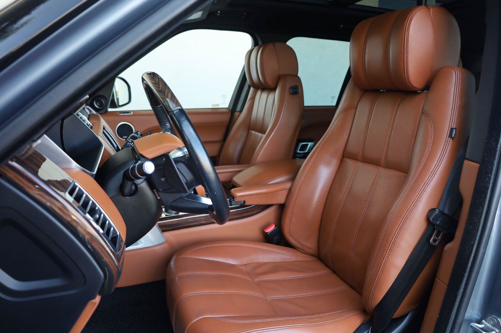 Used 2014 Land Rover Range Rover Autobiography AWD/4WD image 15