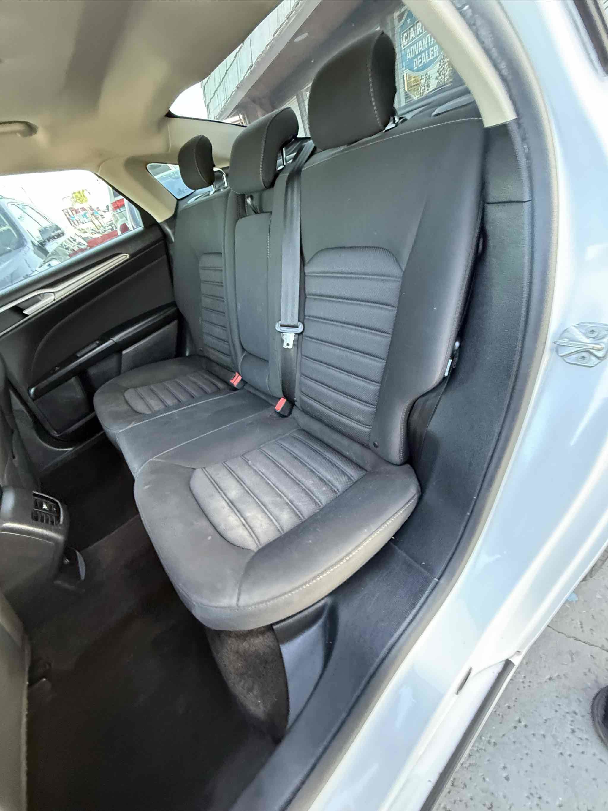 Used 2018 Ford Fusion SE w/ Fusion SE Technology Package FWD image 69