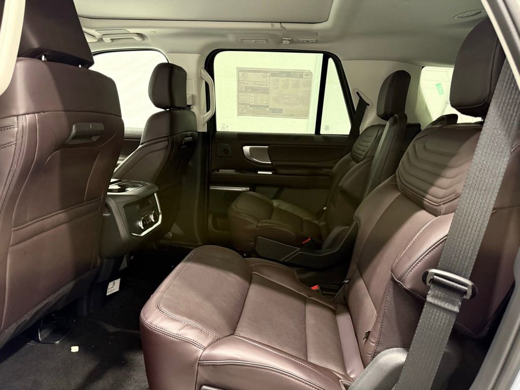 New 2025 Ford Expedition Platinum w/ Platinum Ultimate Package image 22