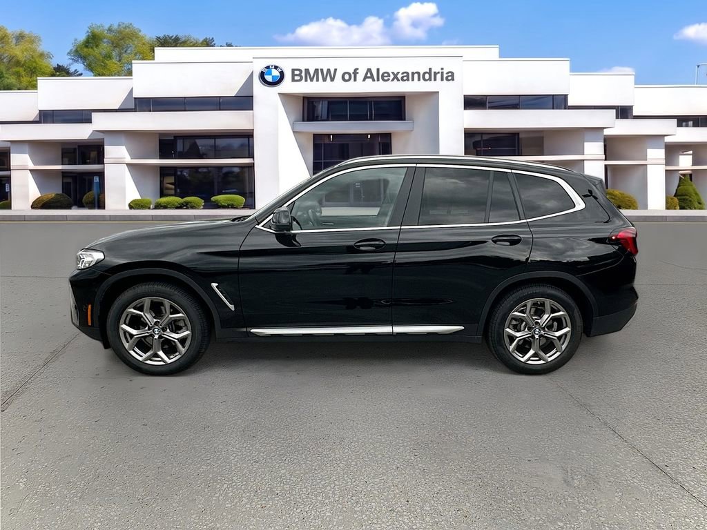 Used 2022 BMW X3 xDrive30i w/ Premium Package 2 (ZPA) AWD/4WD image 4