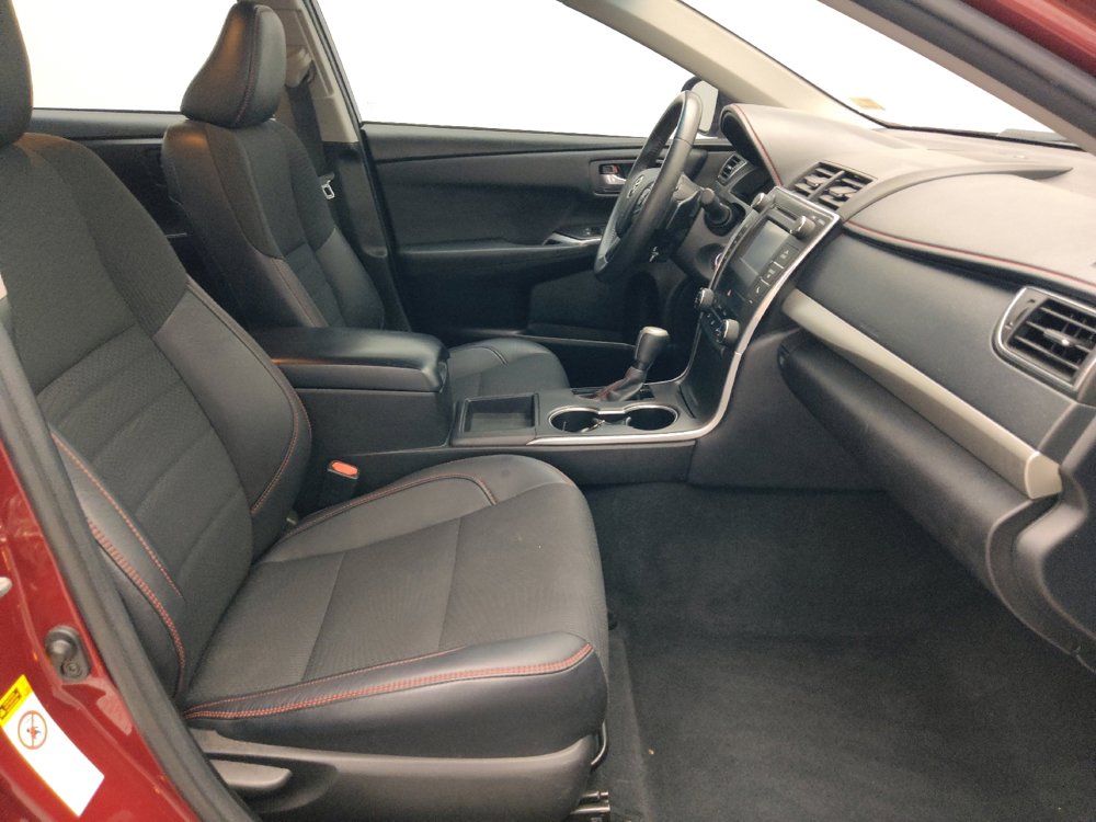 Used 2017 Toyota Camry SE FWD image 21