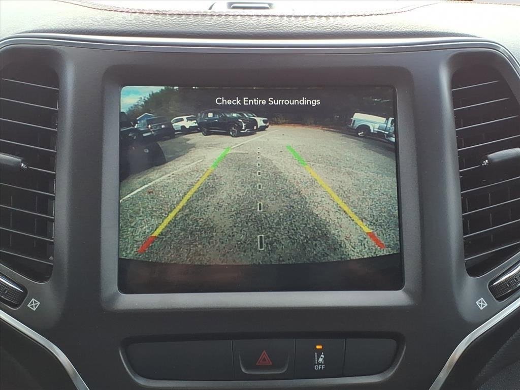 Used 2022 Jeep Cherokee Trailhawk w/ Sun, Sound & Nav Group image 26