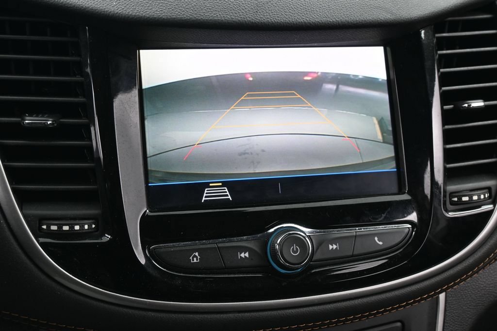 Used 2022 Chevrolet Trax LS AWD/4WD image 18