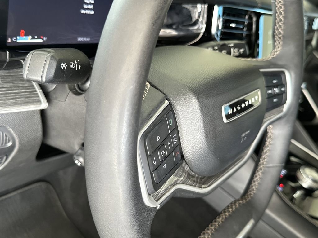 Used 2022 Jeep Wagoneer Series II w/ Premium Group I AWD/4WD image 21