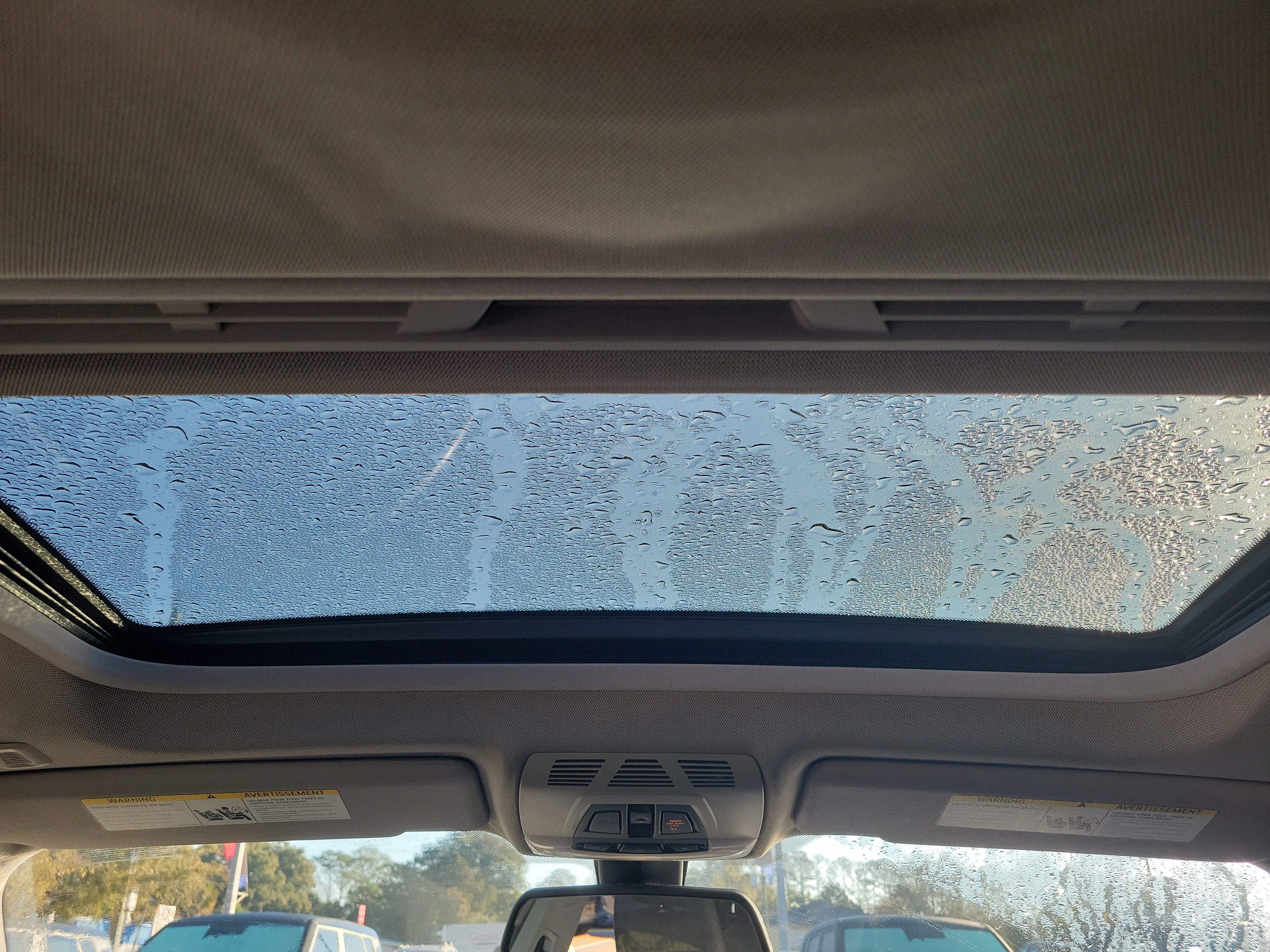 Used 2014 BMW 320i Sedan image 18