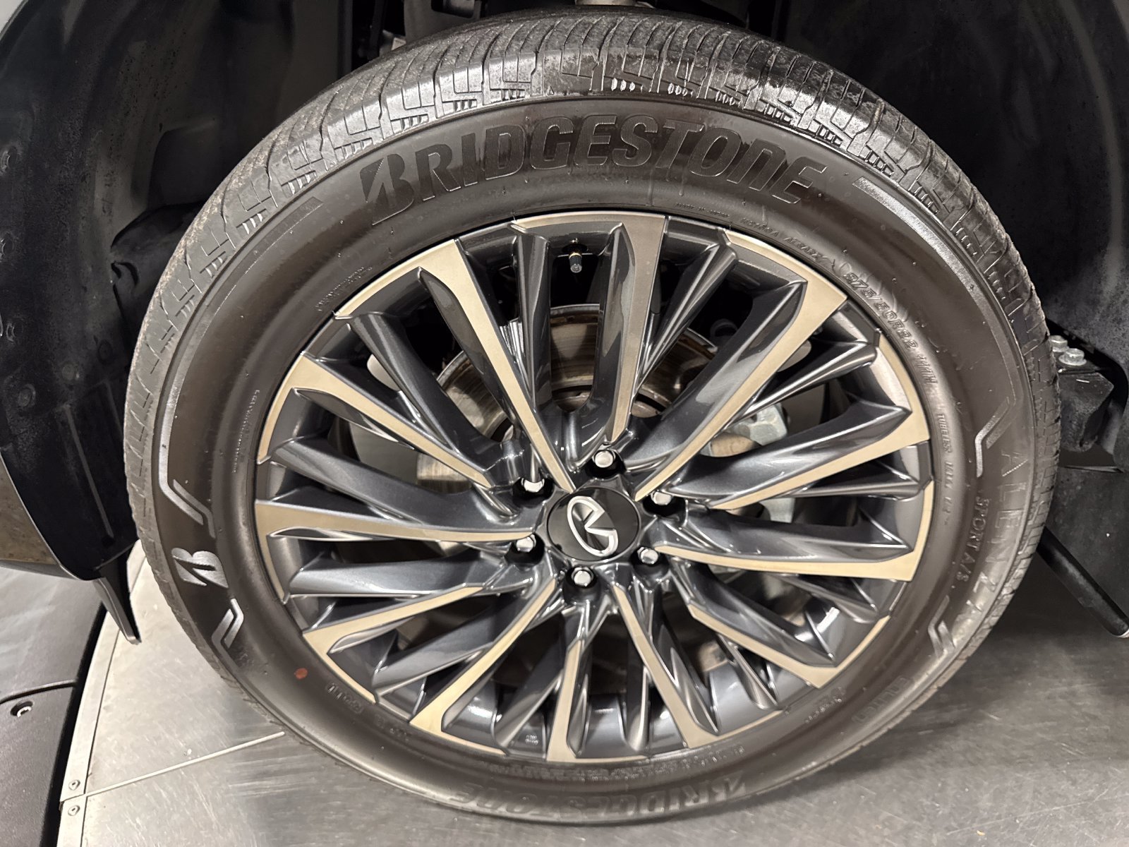 Certified 2026 INFINITI QX80 Autograph AWD/4WD image 2