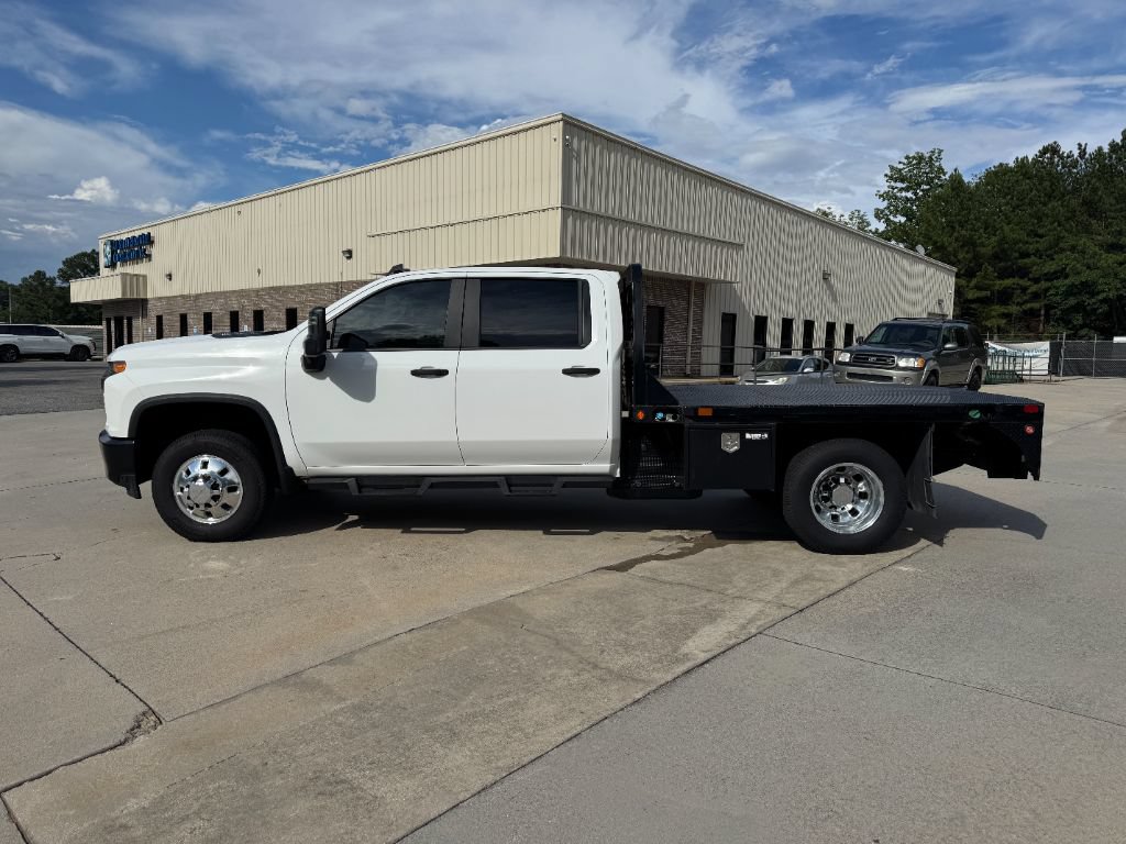 Used 2020 Chevrolet Silverado 3500 W/T w/ WT Convenience Package AWD/4WD image 2