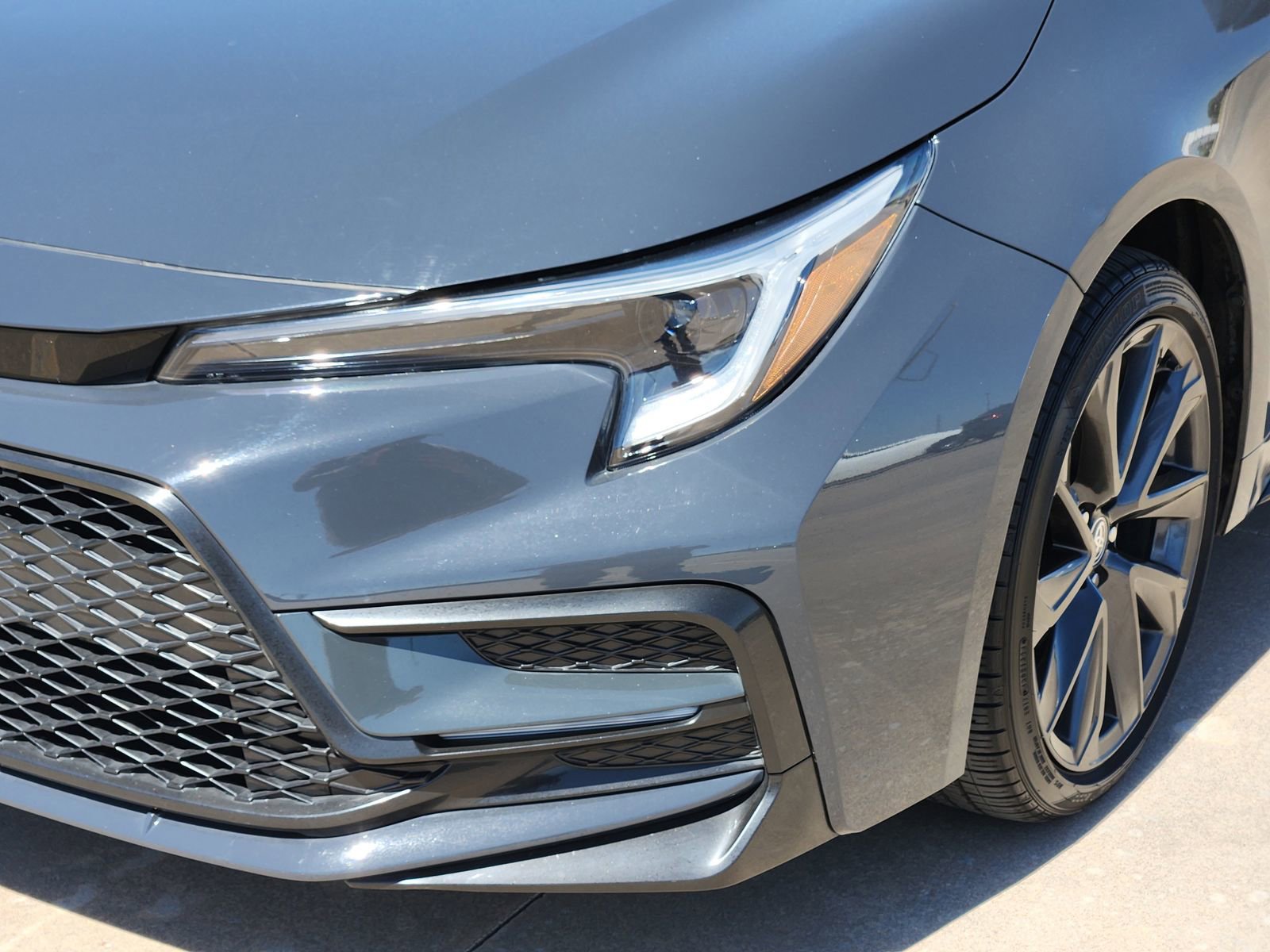 Used 2023 Toyota Corolla SE image 11