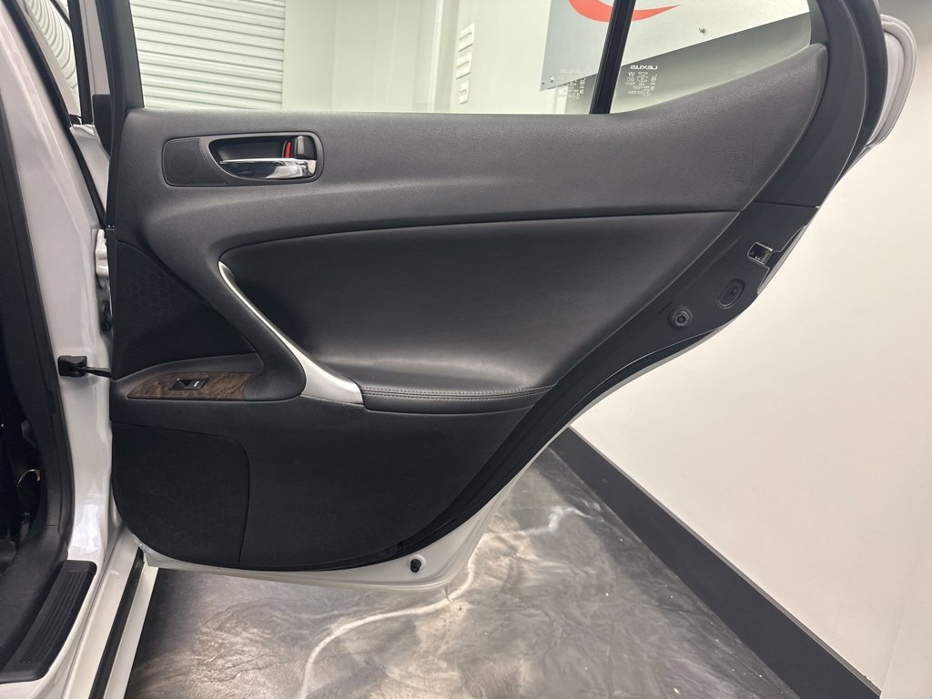 Used 2010 Lexus IS 250 AWD image 12