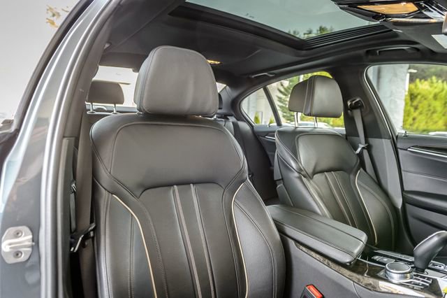 Used 2018 BMW 540i xDrive 540i xDRIVE - M SPORT - NAV - image 36