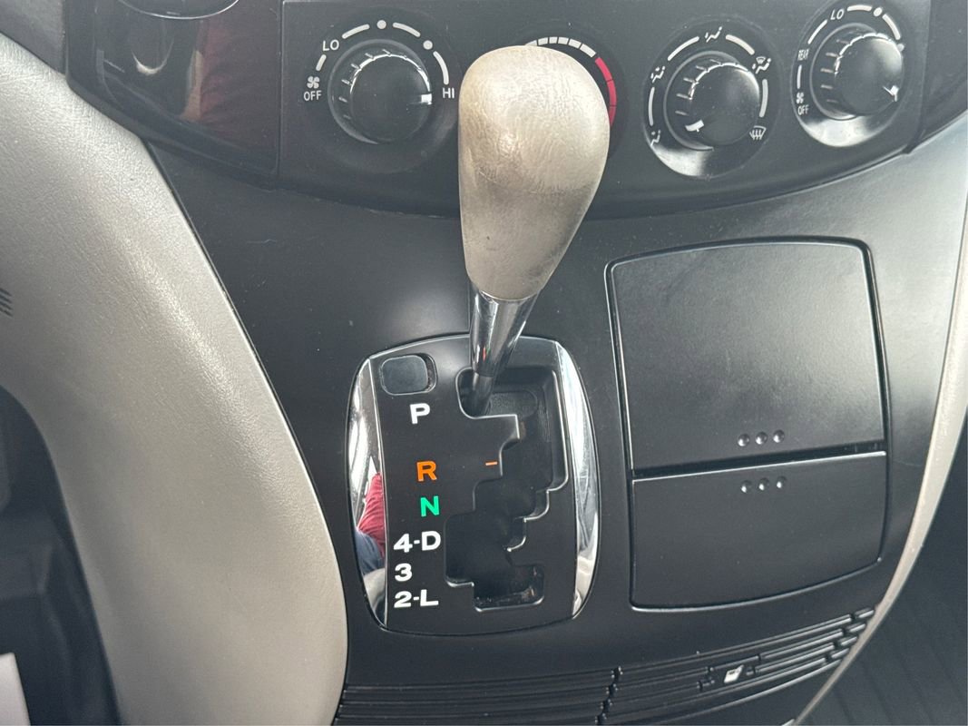 Used 2005 Toyota Sienna LE image 34