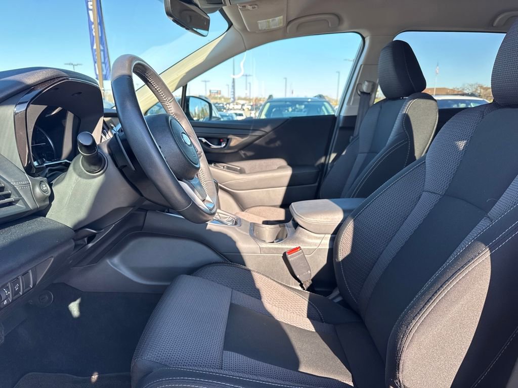 Used 2025 Subaru Outback Premium image 13