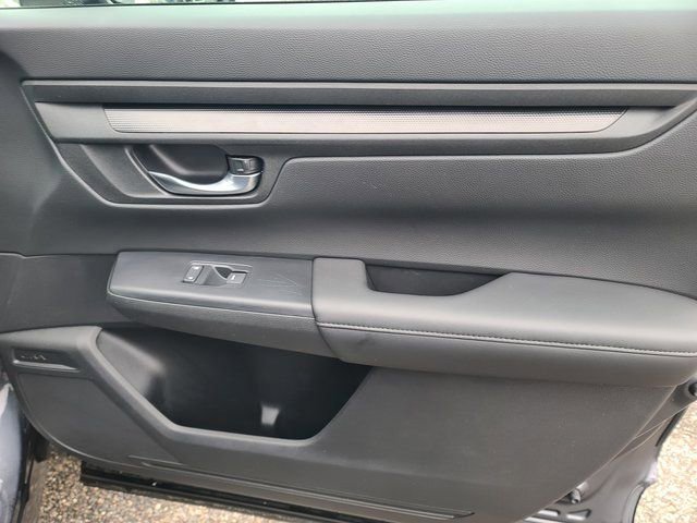 Used 2025 Honda CR-V LX image 19