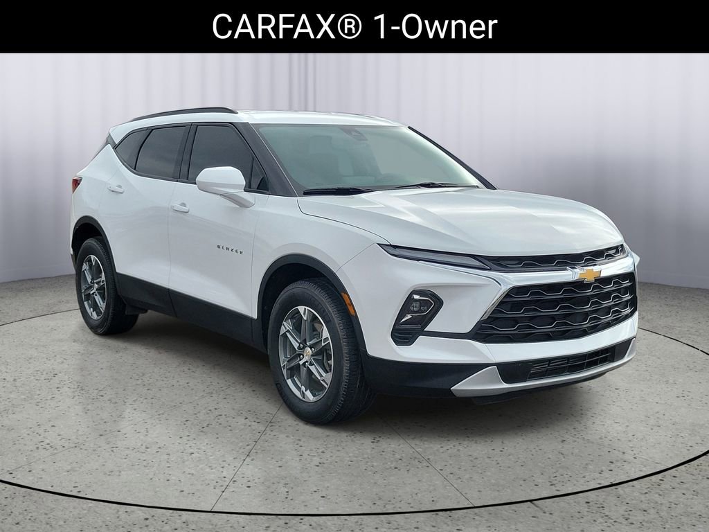 Certified 2024 Chevrolet Blazer LT w/ Convenience Package image 2