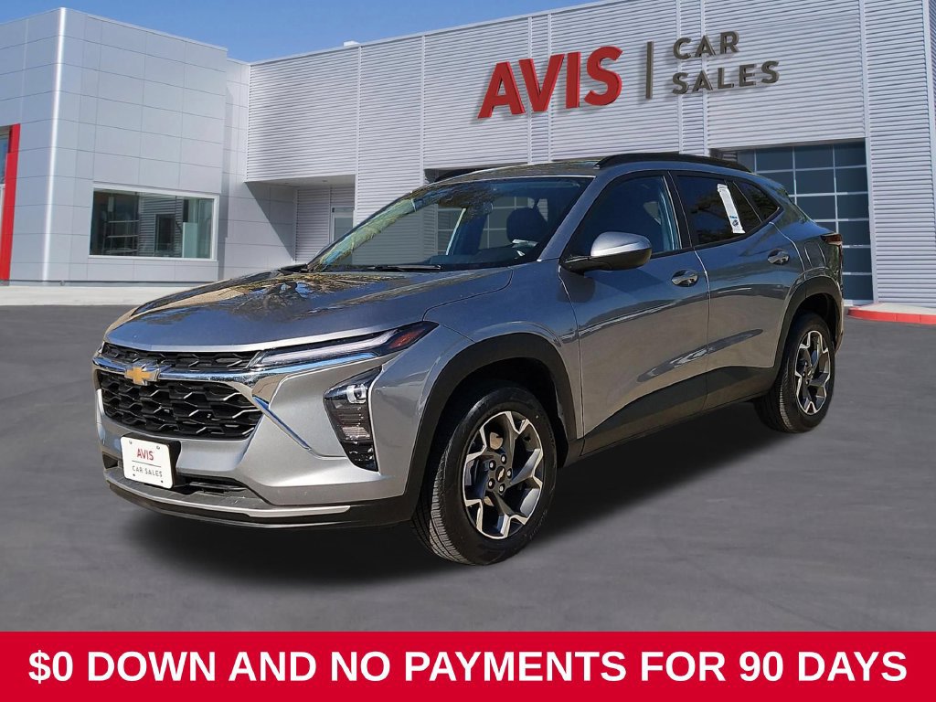 Used 2026 Chevrolet Trax LT FWD image 1