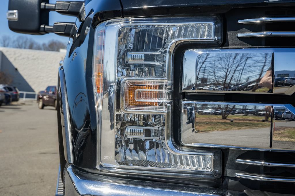 Used 2018 Ford F350 Lariat w/ Lariat Ultimate Package image 10