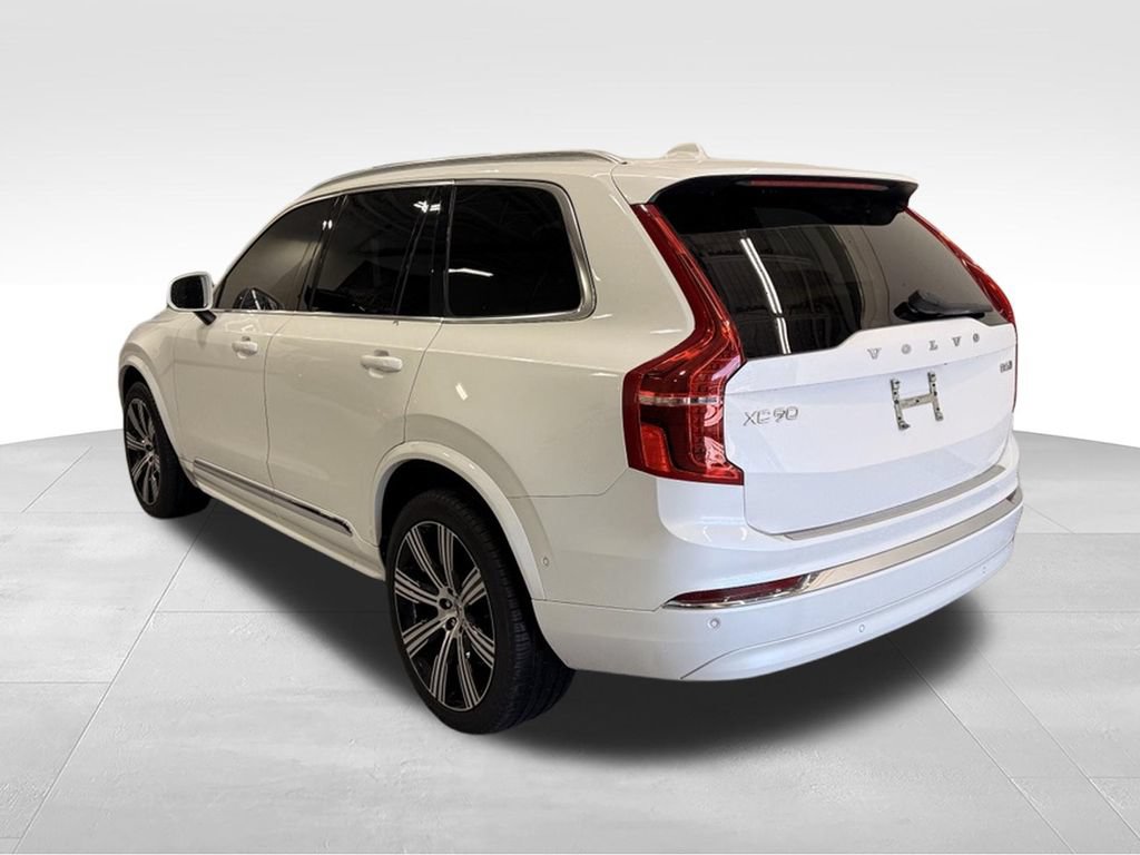 Used 2023 Volvo XC90 B6 Ultimate w/ Protection Package Premier AWD/4WD image 4