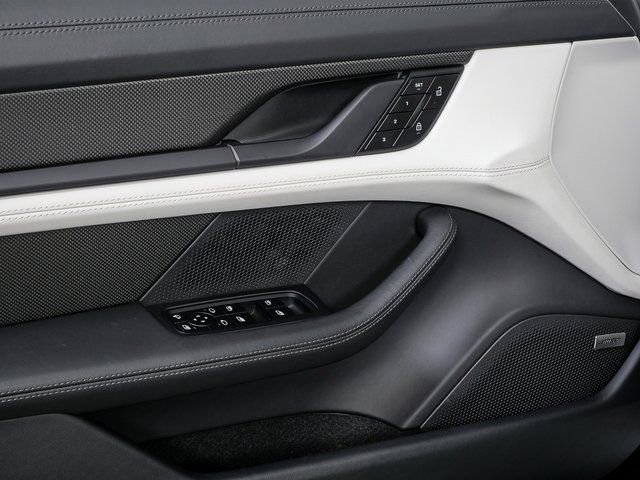 Certified 2023 Porsche Taycan GTS image 6