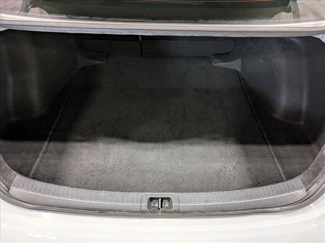 Used 2020 Toyota Corolla LE image 6