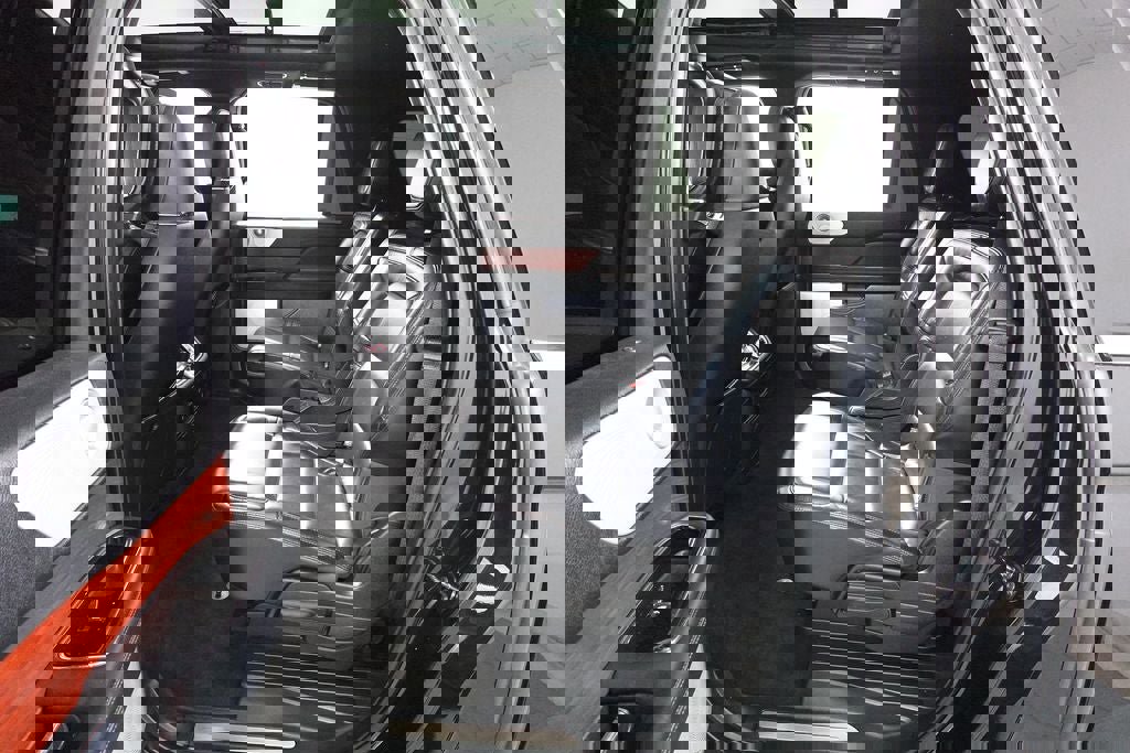 Used 2021 Lincoln Navigator L Reserve image 24