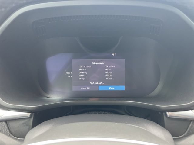 Certified 2023 Volvo XC60 B5 Core w/ Climate Package AWD/4WD image 18