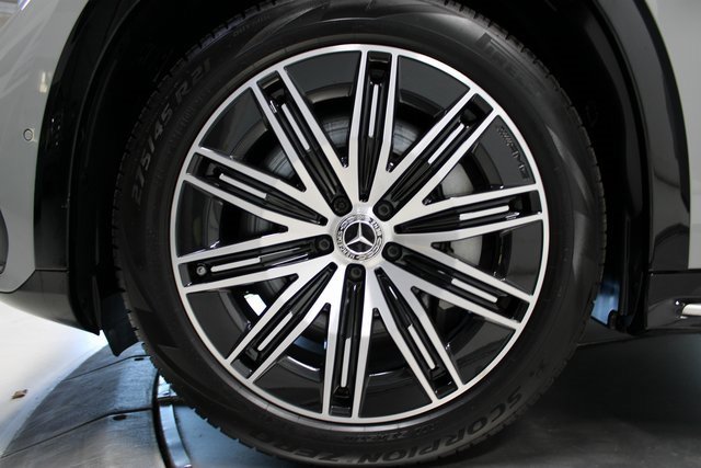 Used 2024 Mercedes-Benz EQS 450+ 4MATIC SUV w/ AMG Line Exterior Package image 35