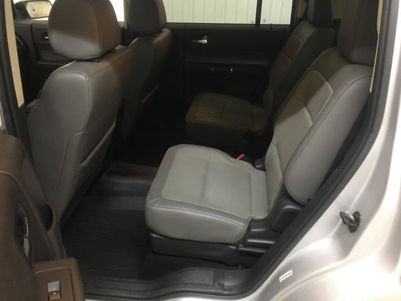 Used 2019 Ford Flex SEL w/ Equipment Group 202A AWD/4WD image 13