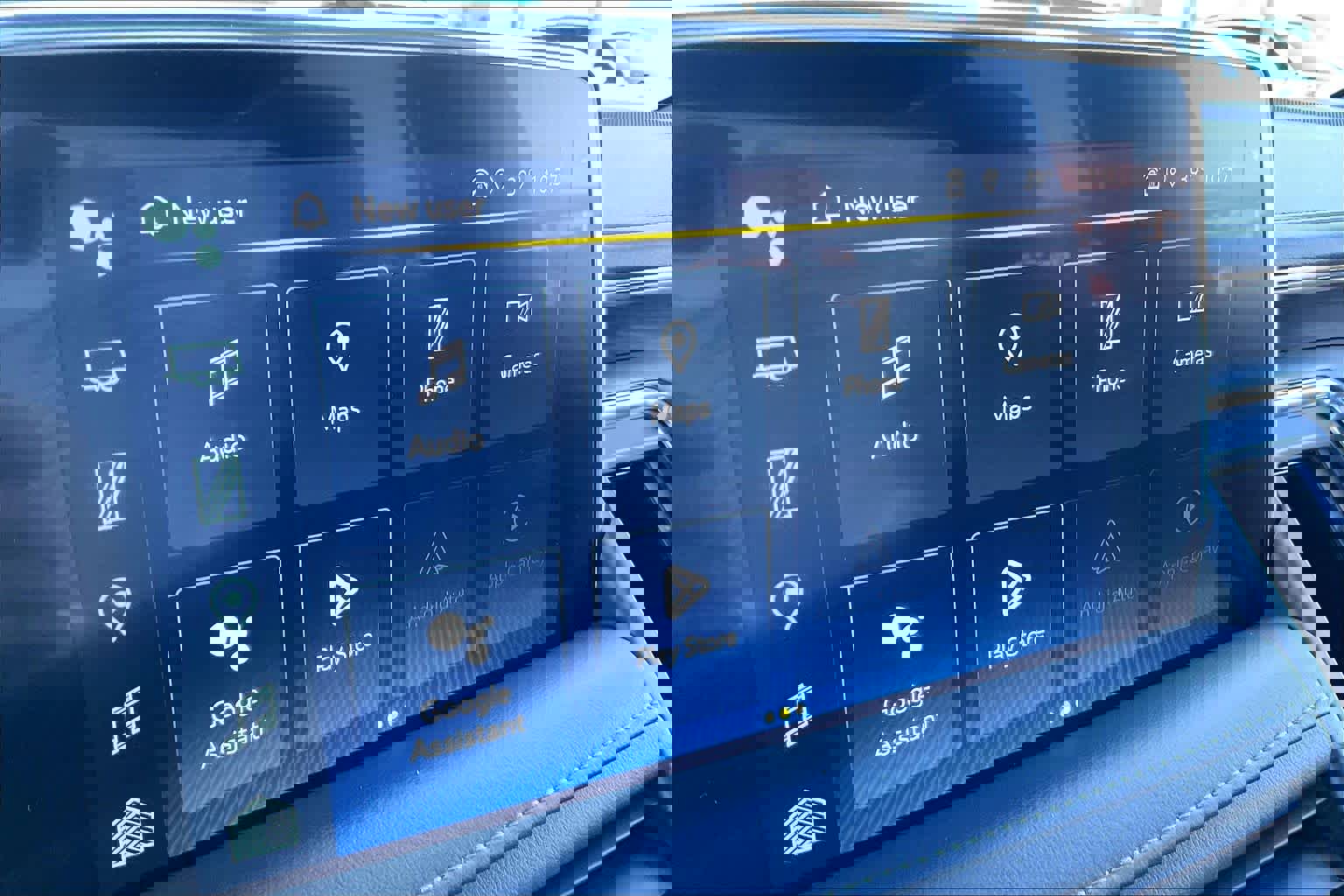 Used 2023 Chevrolet Suburban LT w/ Luxury Package image 30