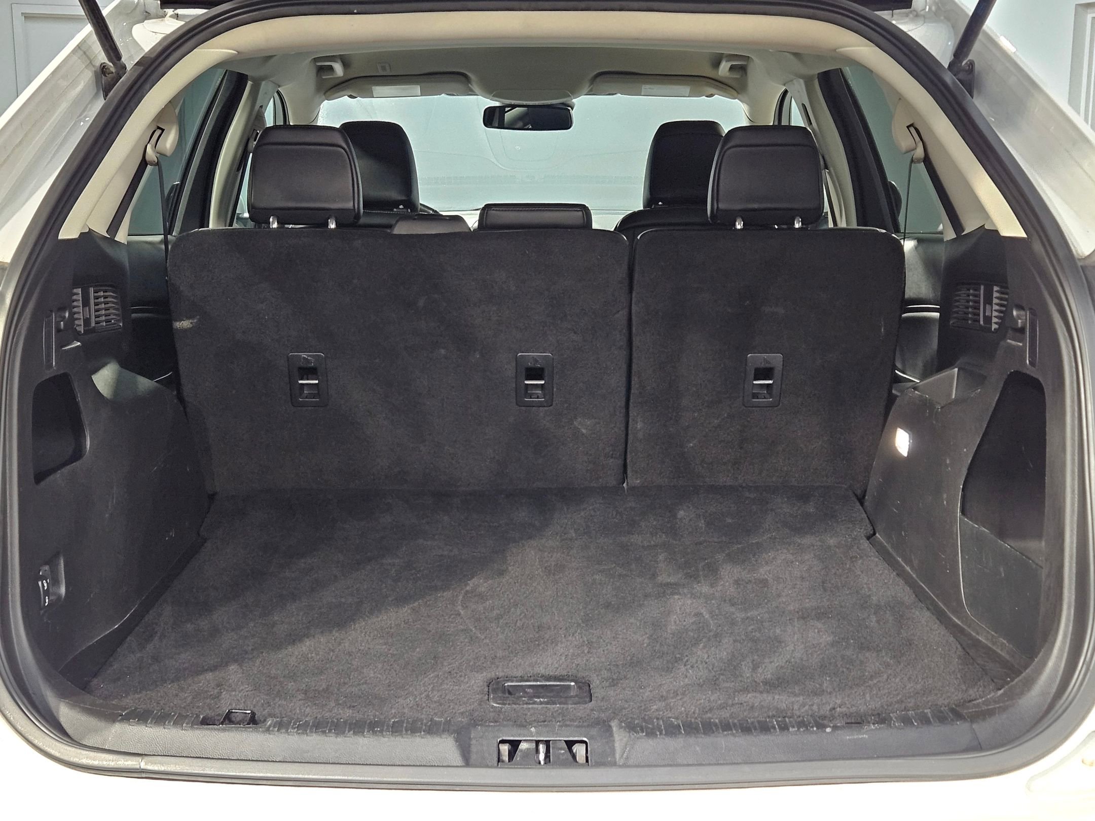 Used 2024 Ford Edge SEL image 18