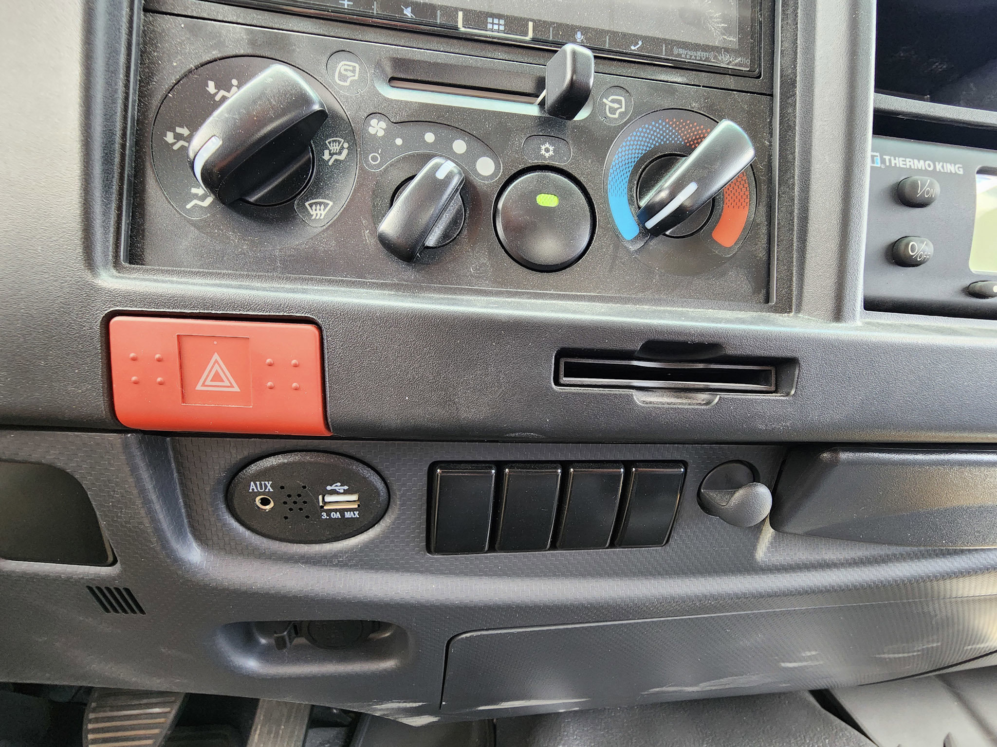 New 2024 Chevrolet Low Cab Forward 7500XD image 38