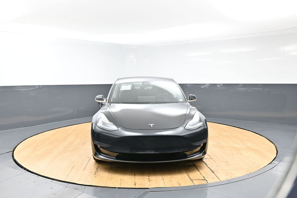 Used 2018 Tesla Model 3 Long Range RWD image 4