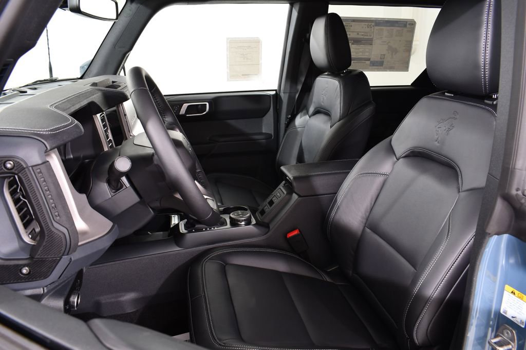 New 2025 Ford Bronco Outer Banks image 6