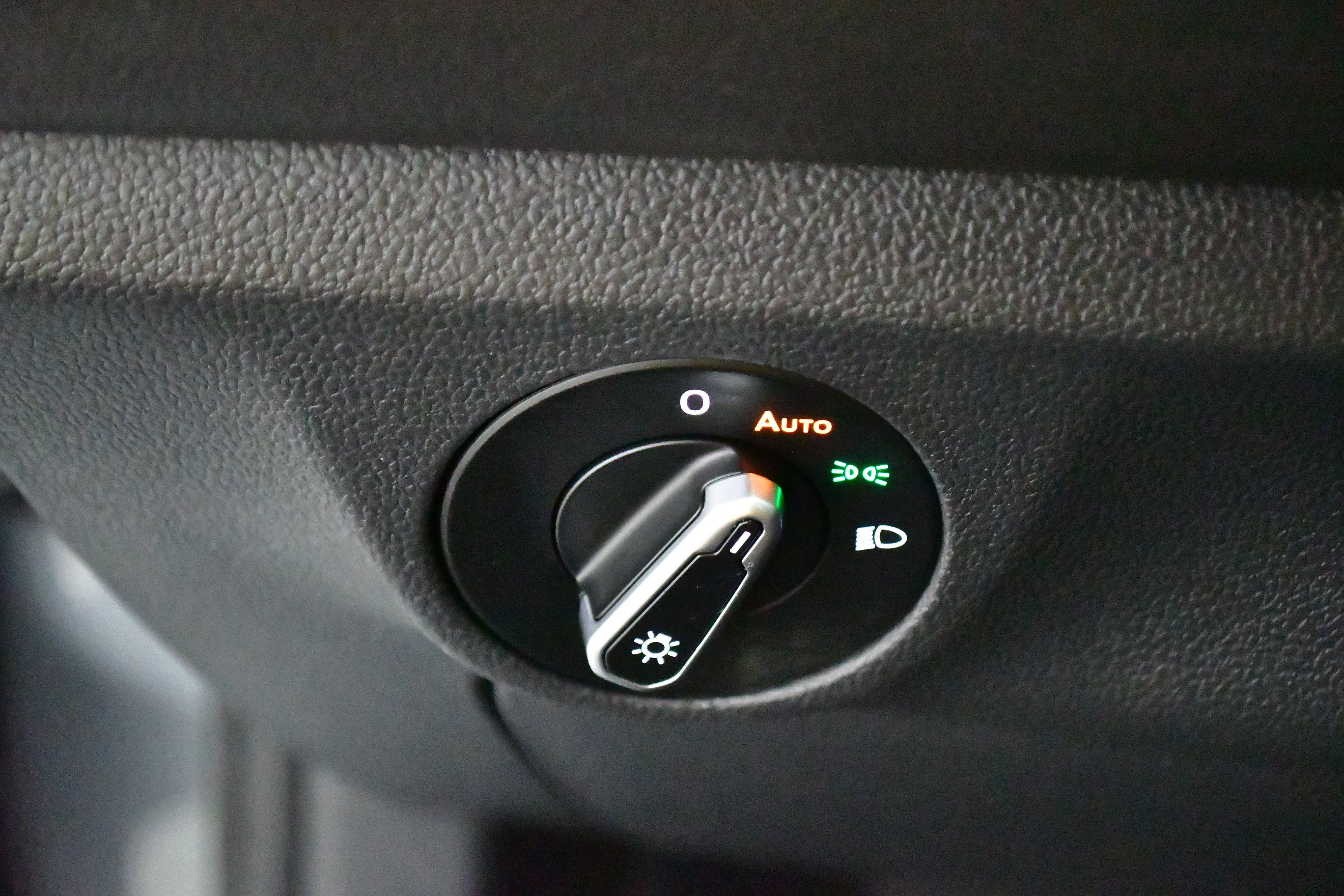 Used 2024 Volkswagen Jetta S image 29