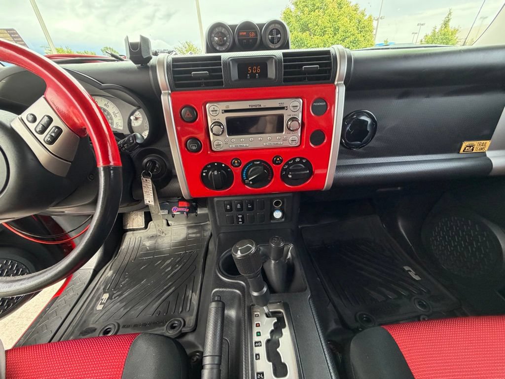 Used 2012 Toyota FJ Cruiser 4WD w/ Trail Teams Special Edition image 25