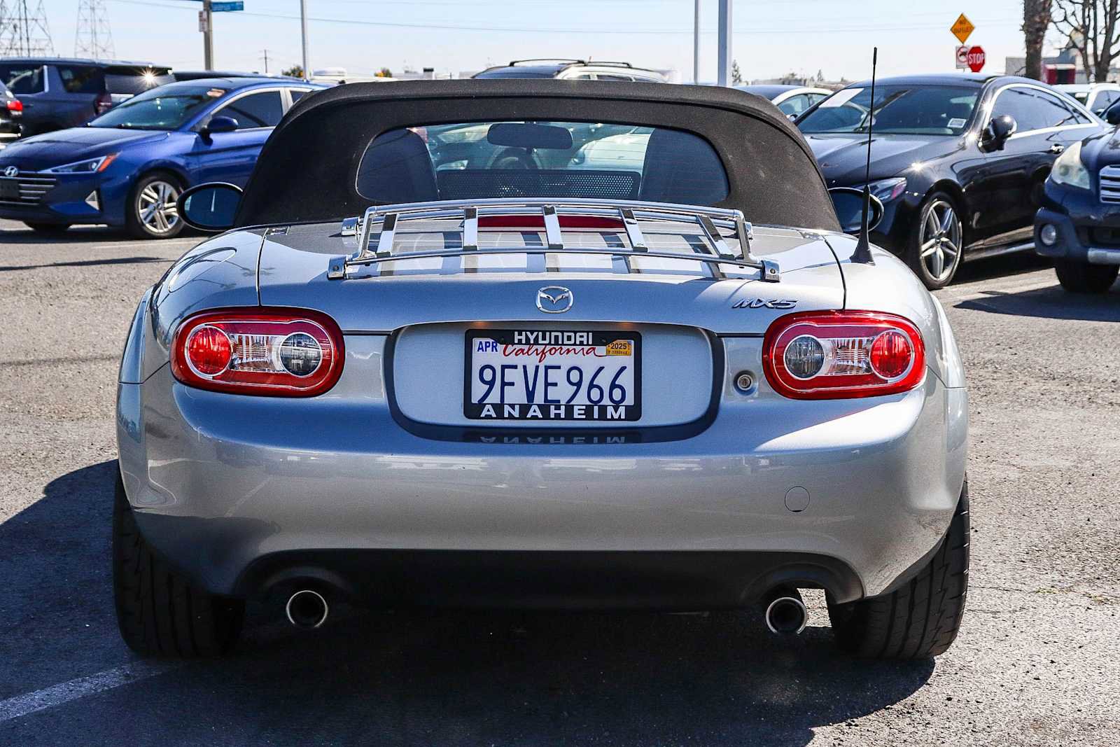 Used 2010 MAZDA MX-5 Miata Sport image 5
